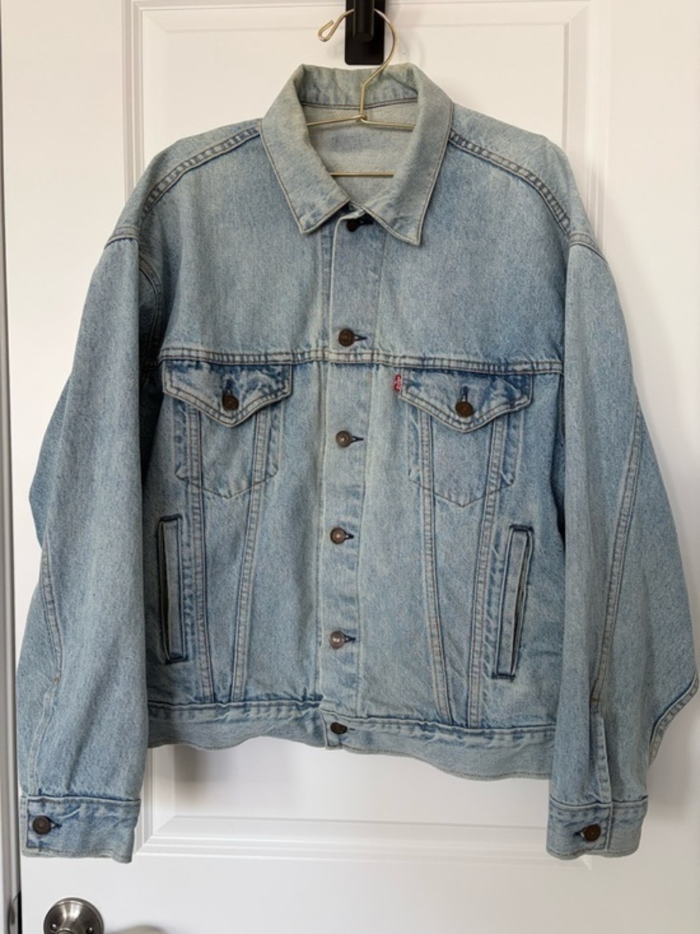 Vintage Levi’s Light Wash Denim Trucker Jacket 90s Grunge Streetwear